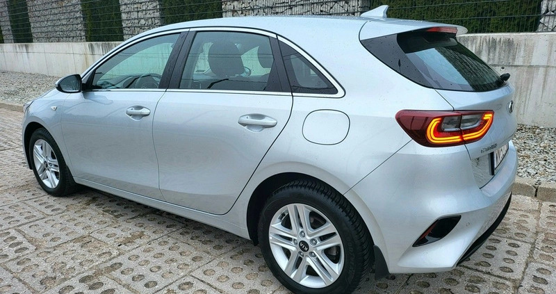 Kia Ceed cena 56910 przebieg: 35000, rok produkcji 2021 z Lubień Kujawski małe 56